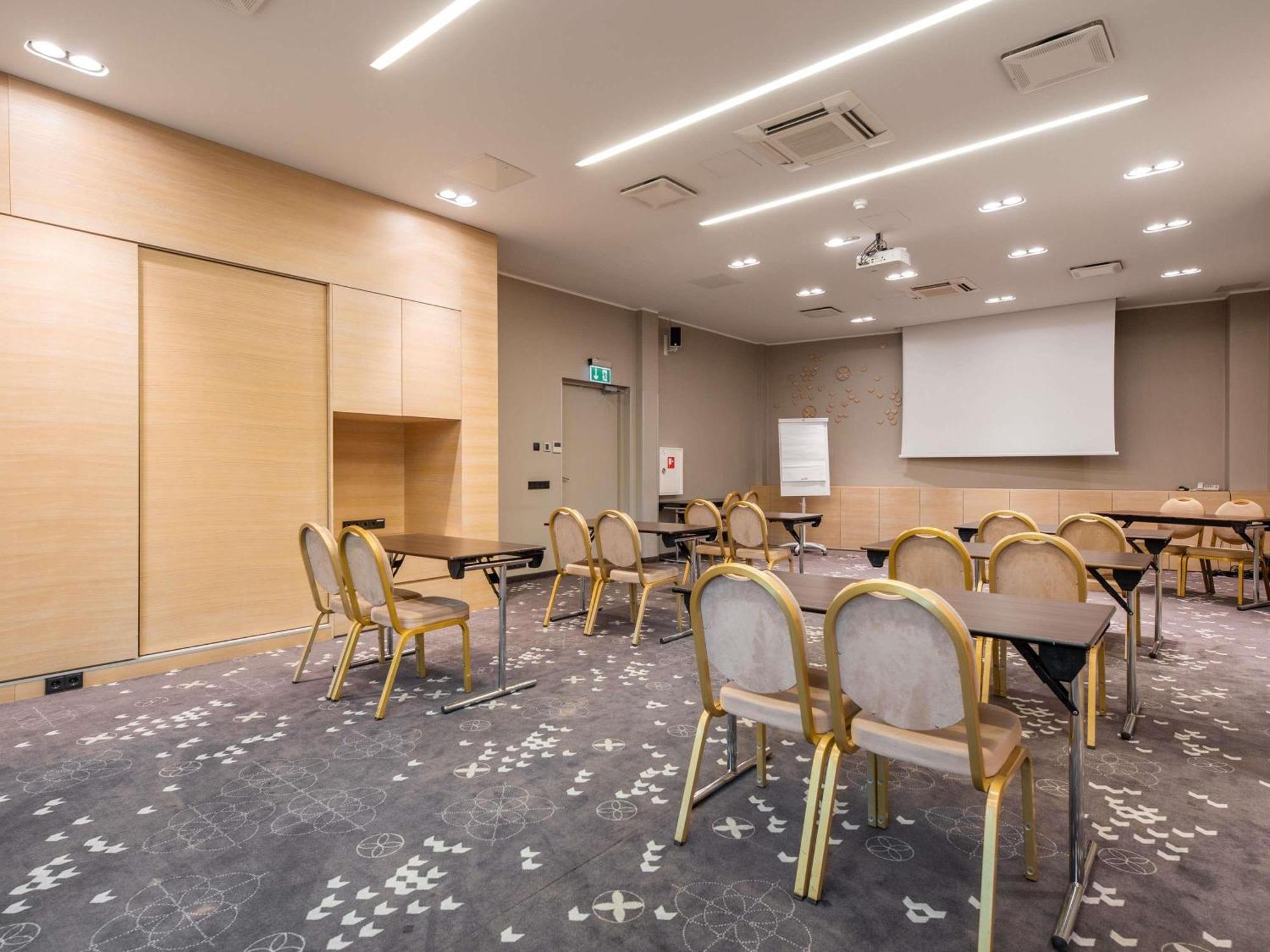 Ibis Styles 3*